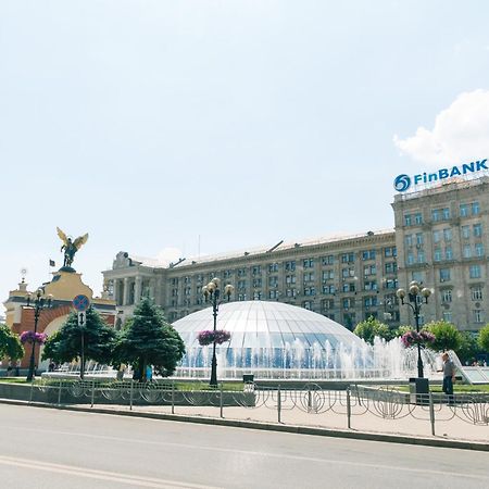 Apartament On Independence Square キエフ エクステリア 写真