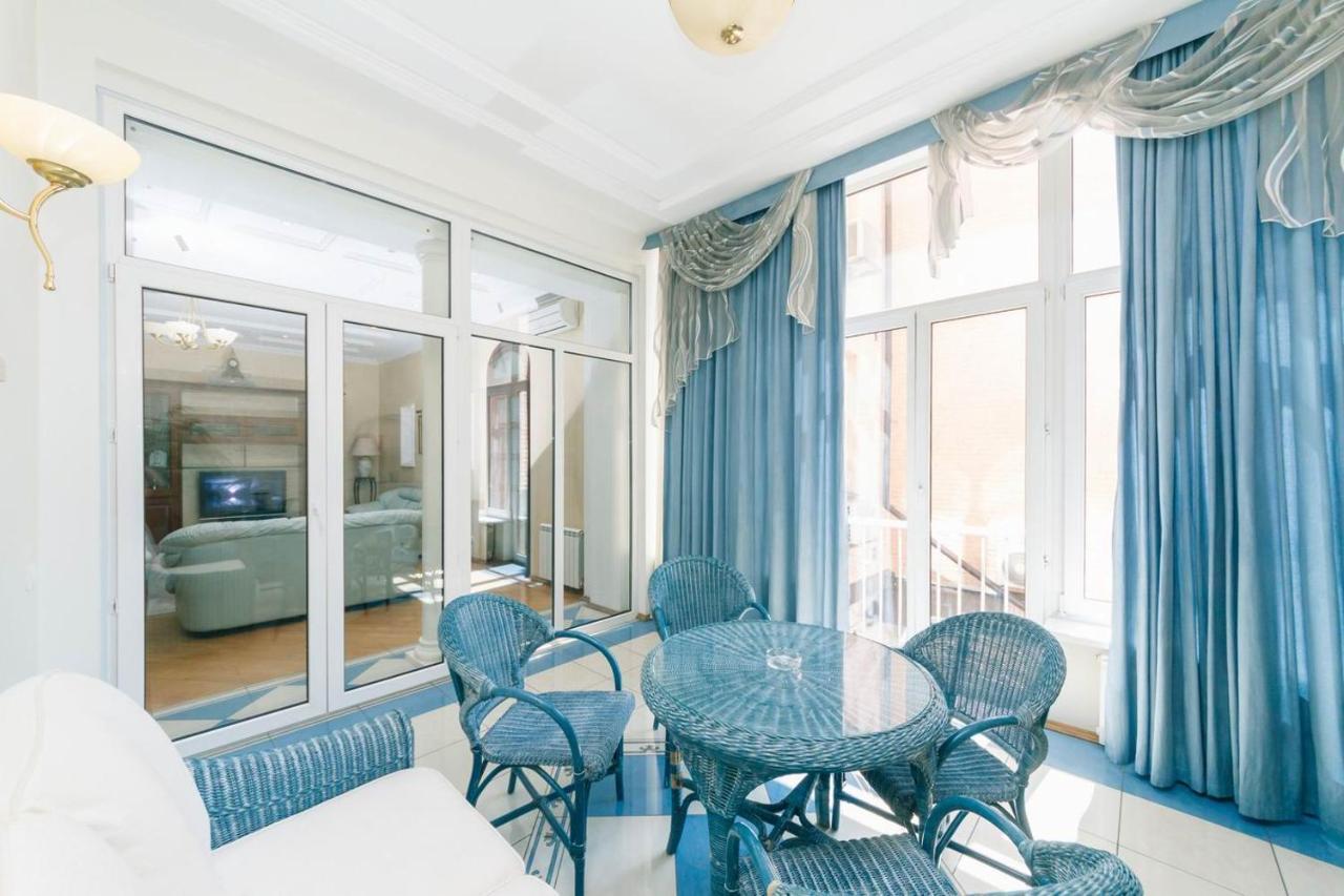 Apartament On Independence Square キエフ エクステリア 写真