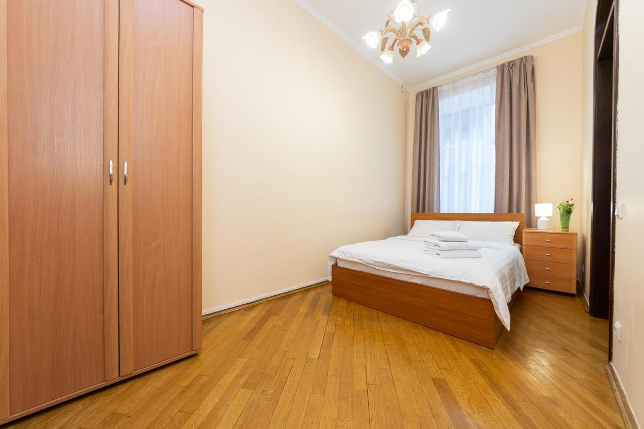 Apartament On Independence Square キエフ エクステリア 写真