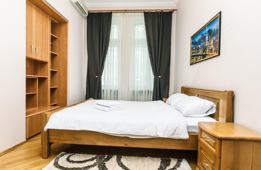 Apartament On Independence Square キエフ エクステリア 写真
